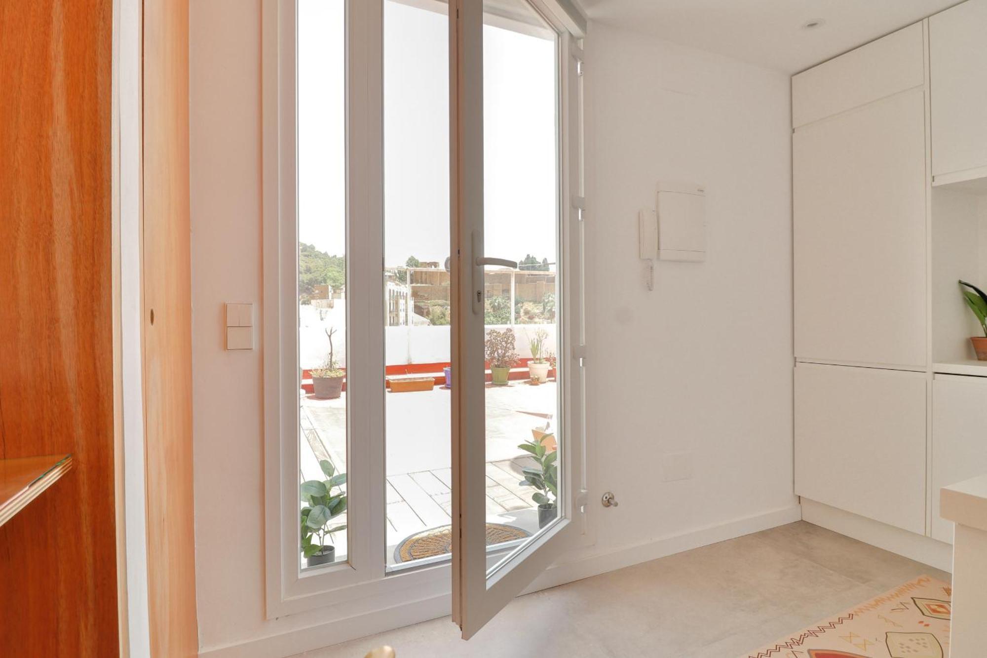 Appartamento C83 Cosy Penthouse With Terrace Old Town Málaga Esterno foto